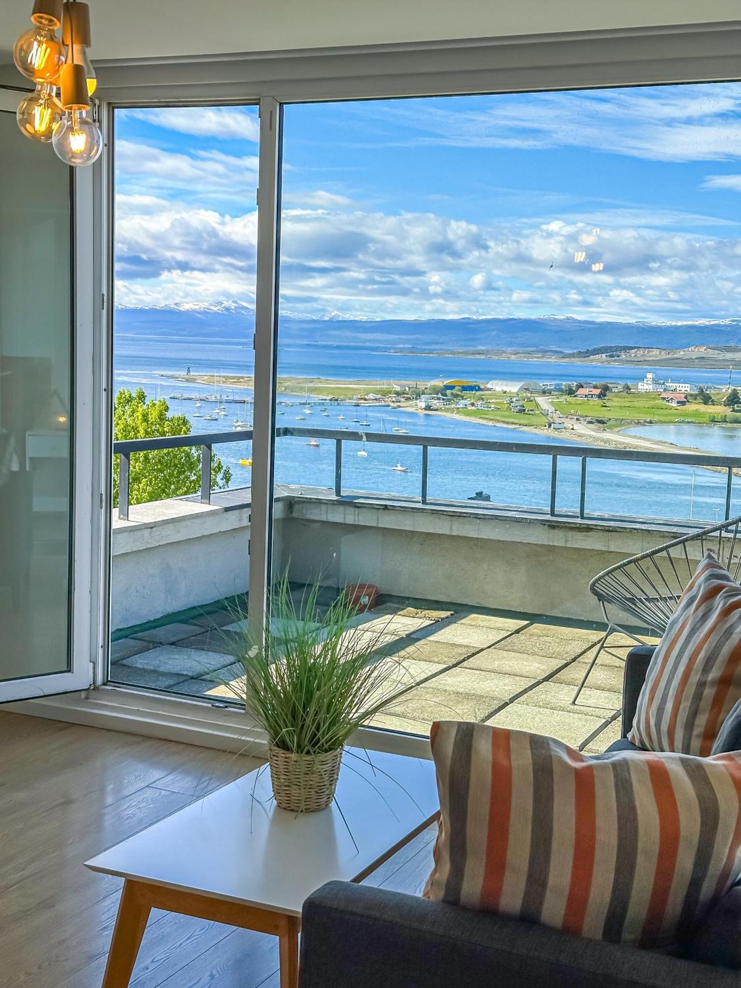 Pacifico Apartamentos Centro Ушуайя Екстер'єр фото